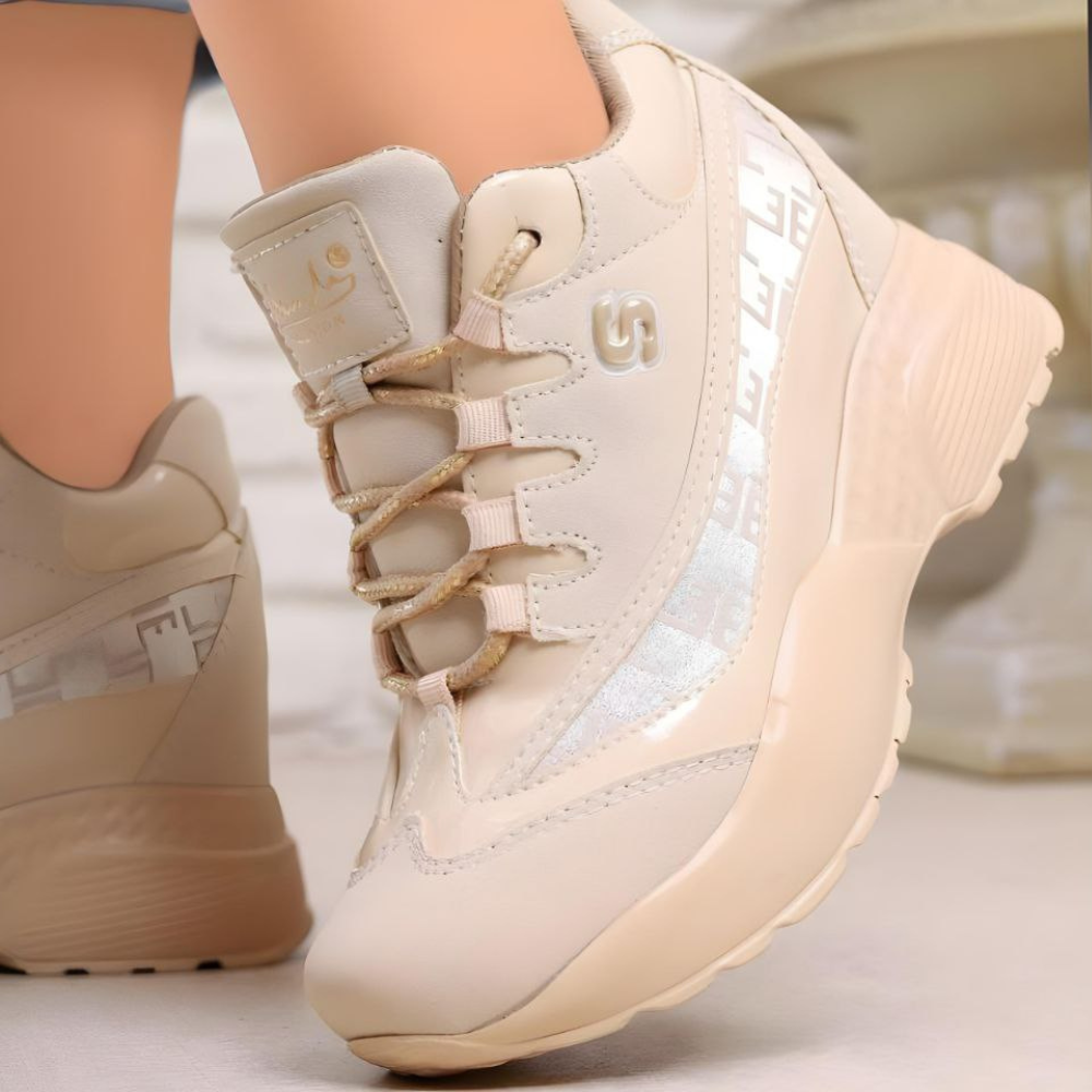 Sneaker نسائي Wedge – كعب مخفي + نعل عالي 7 سم – ستايل تريندي