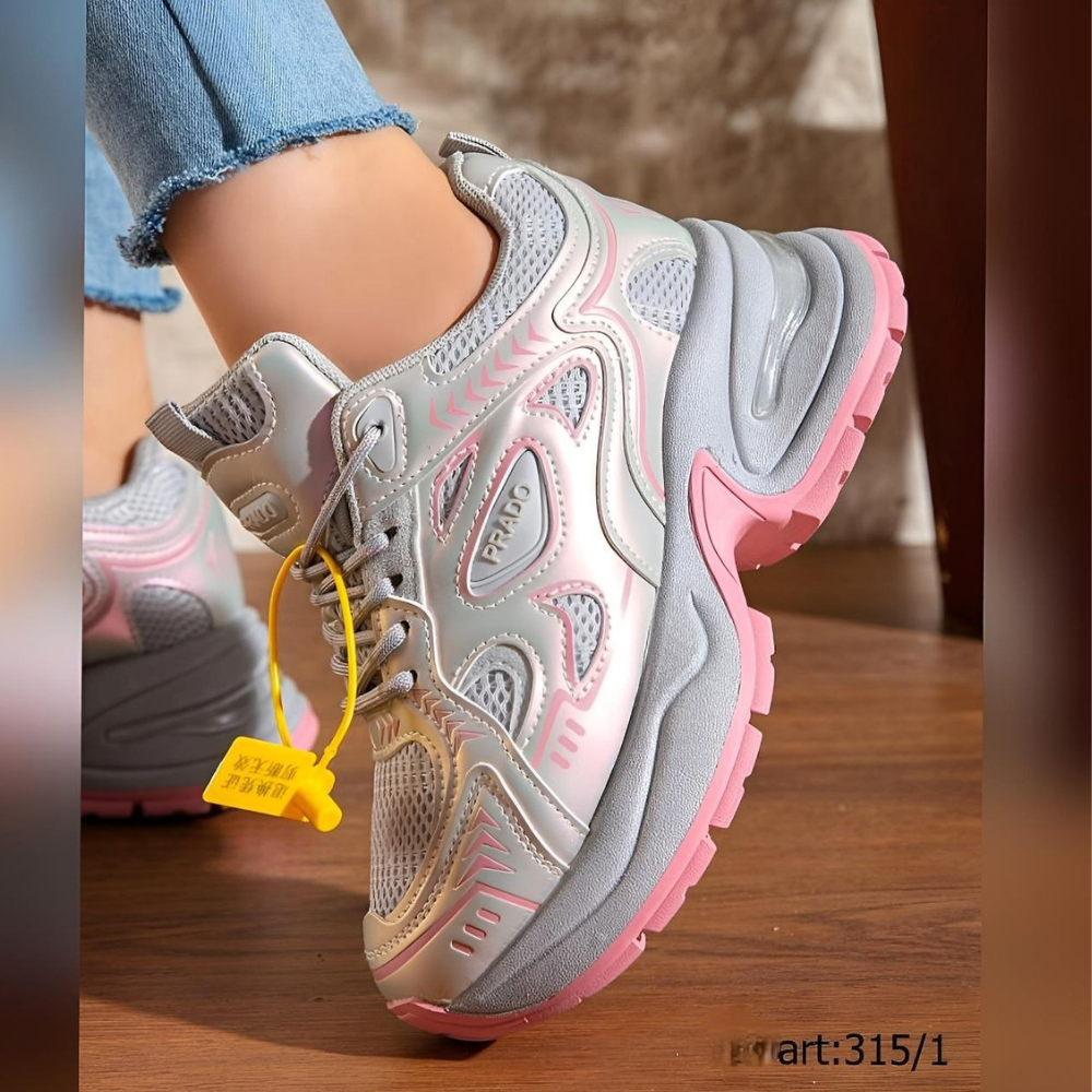Sneaker نسائي بكعب مخفي + نعل عالي 8 سم – راحة وأناقة في نفس الوقت