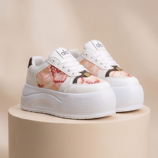 Women’s Platform Sneaker – 6 CM Elevated Style 👟✨  (alo art)