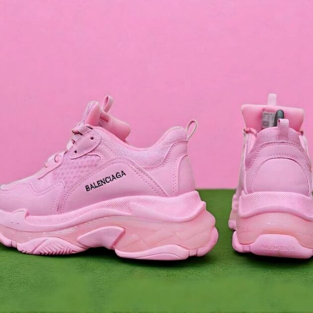 كوتش بالنسيجا تربل S حريمي 2026