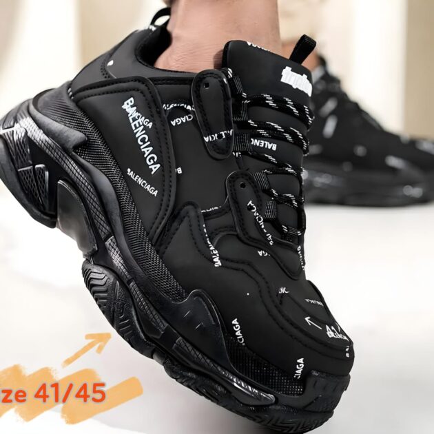 كوتش رجالي Balenciaga فاشون 2026