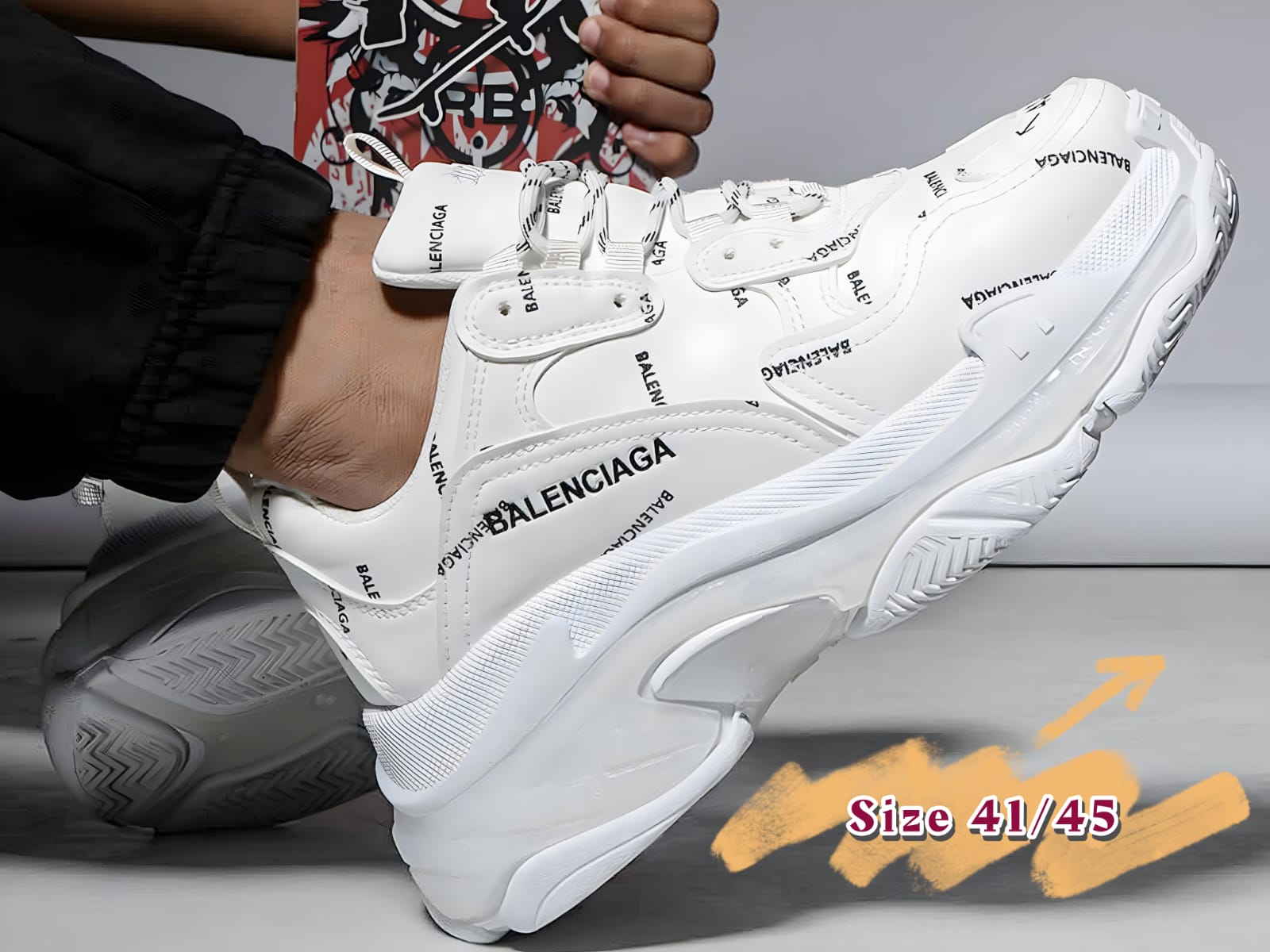 كوتش رجالي بالنسيجا فاشون تربل S 2026 - Image 2