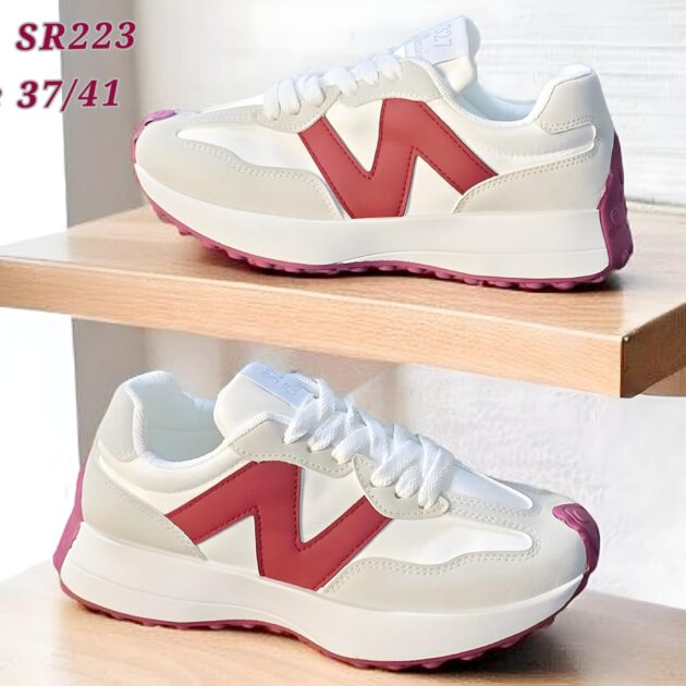 كوتش حريمي فاشون NIKE 2026 SR233