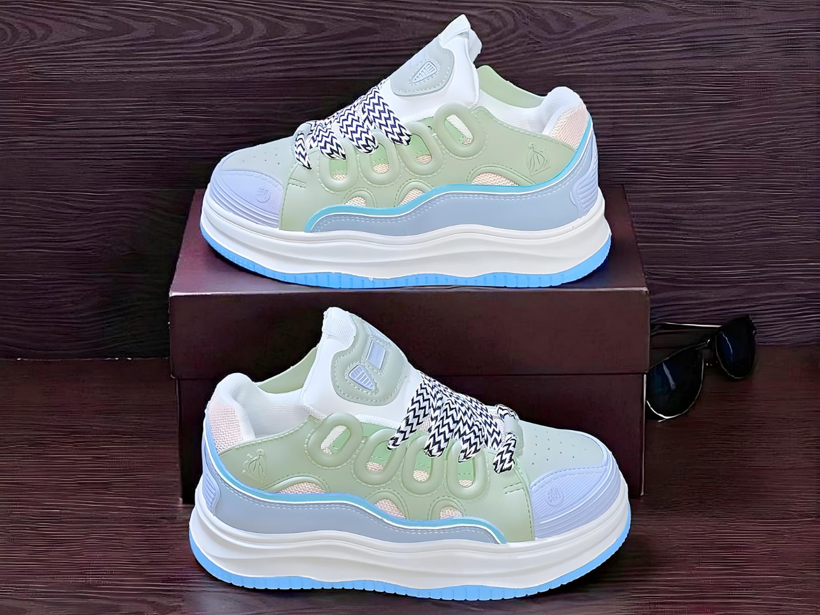 كوتش حريمي فاشون 2026 - Image 3