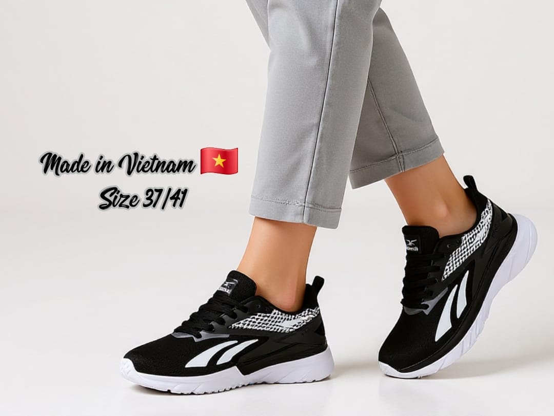 كوتش ريبوك فيتنامي